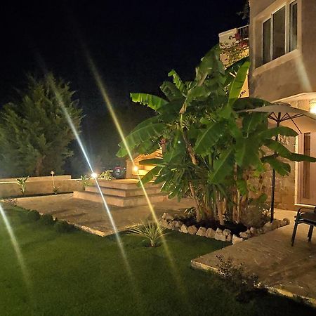 Xenia'S Countryside Guesthouse Agia Marina  Exterior photo